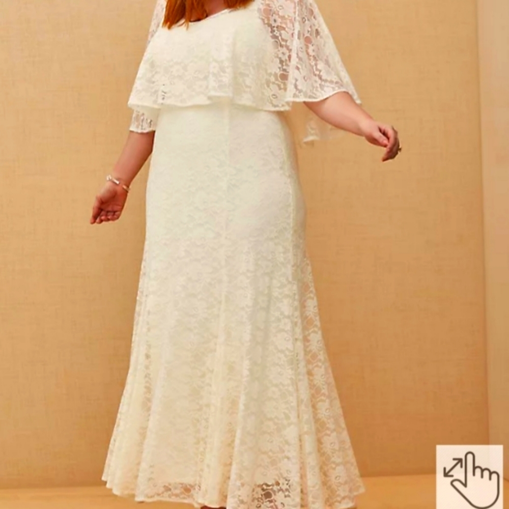 TORRID WEDDING DRESS SIZE 24